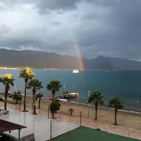 Sea View Flat By The Beach Apartamento *