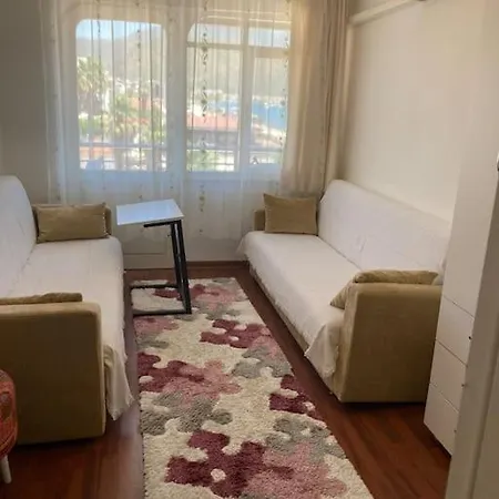 Sea View Flat By The Beach Apartamento