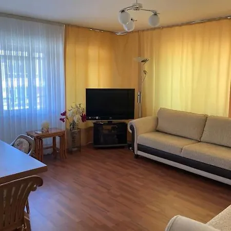 Sea View Flat By The Beach *